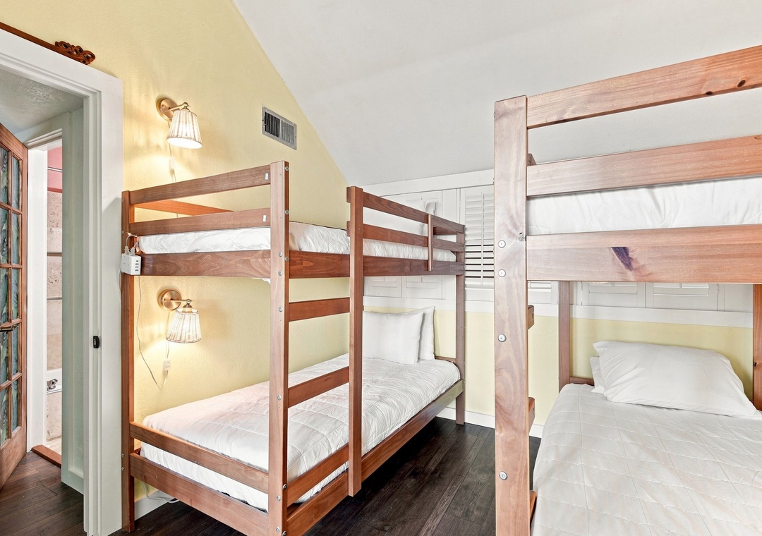 Guest bedroom