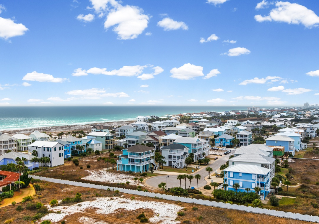 The Gulf is just steps away!