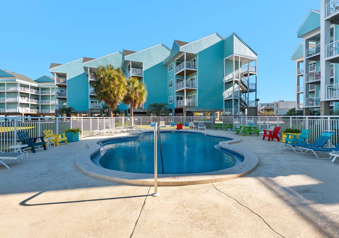 Baywatch community pool