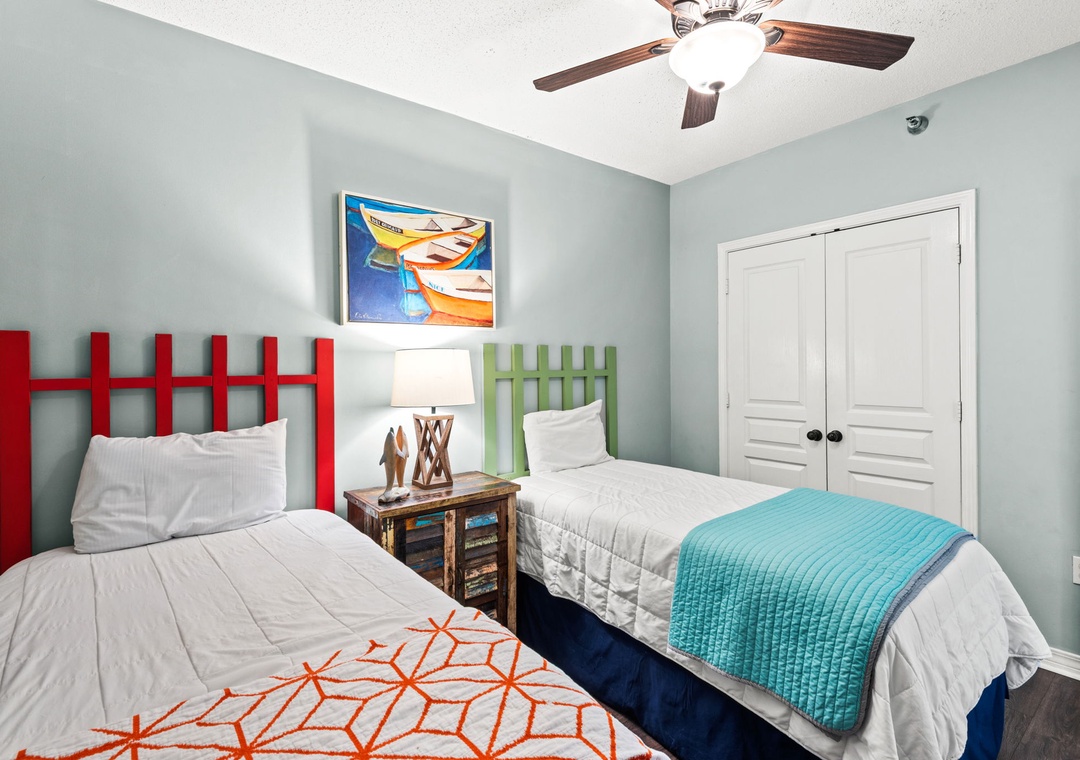 Guest bedroom with two twin beds