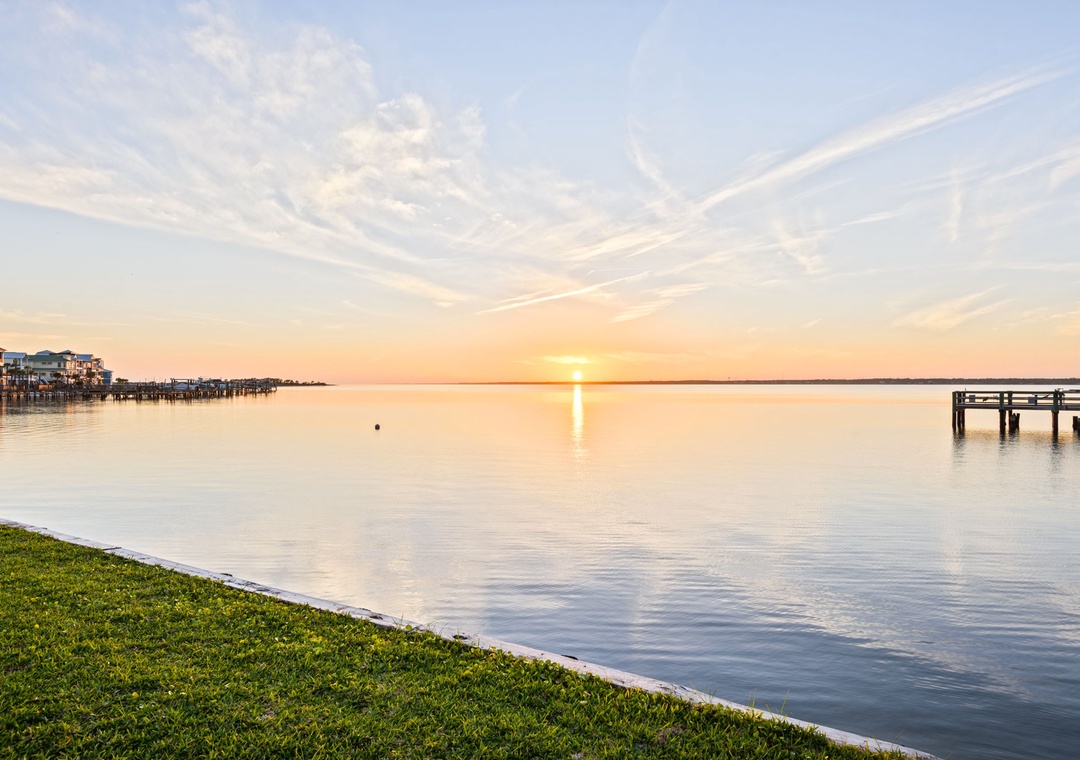 Stunning sunsets at Sunset Harbor Palms