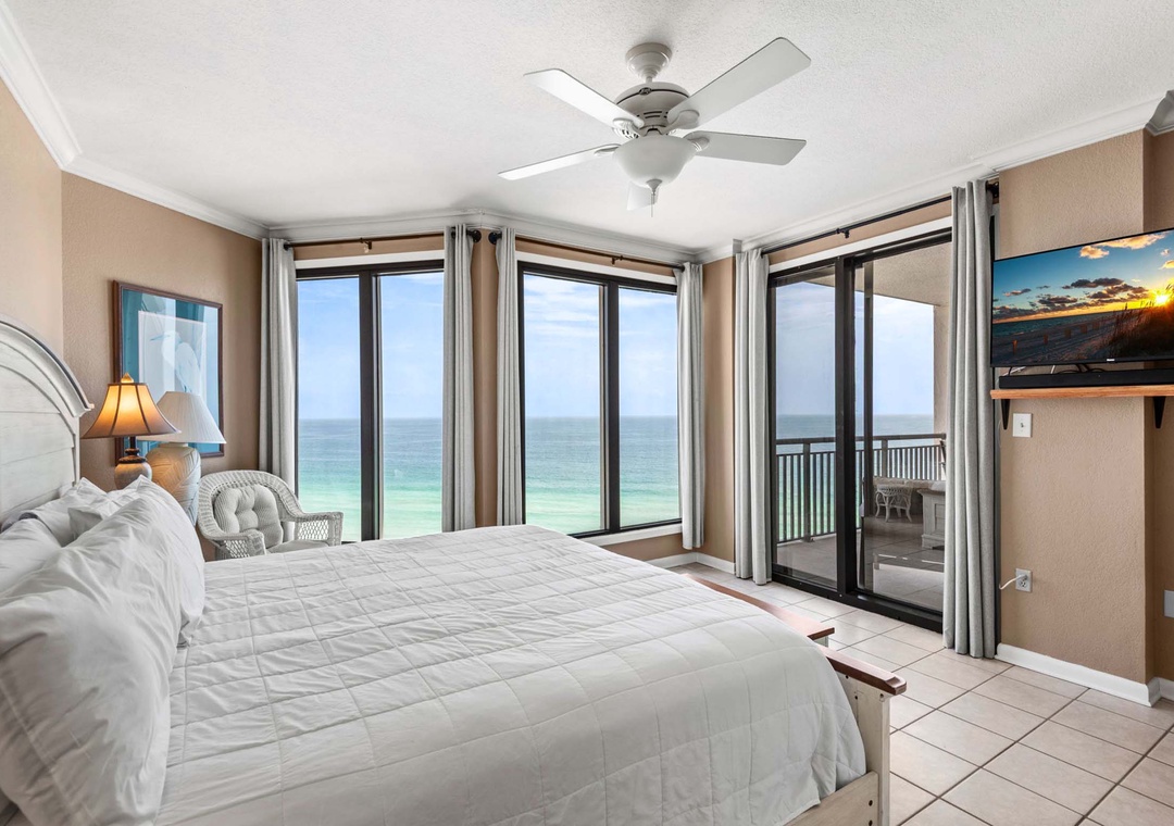 Wake up to Gulf views in the primary suite