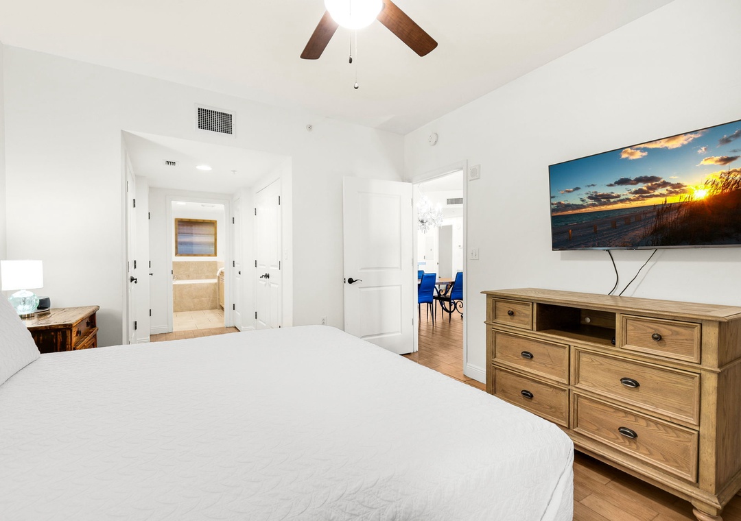 Primary suite