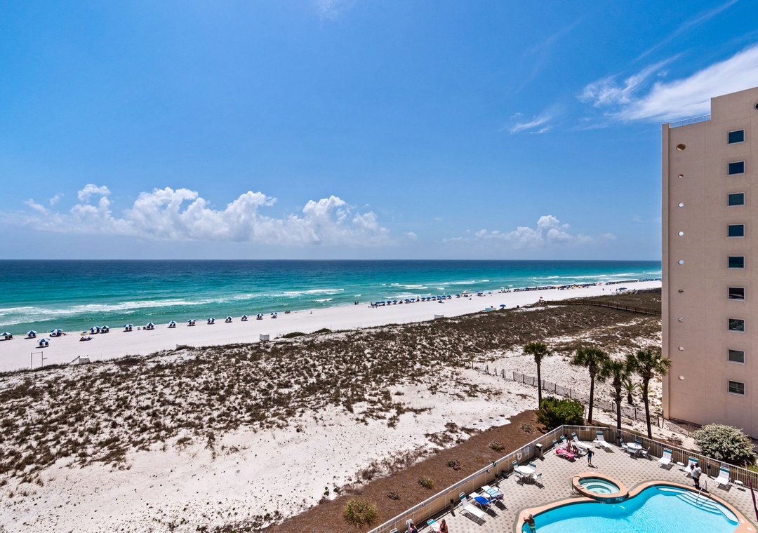 Enjoy the Gulf breezes from the balcony