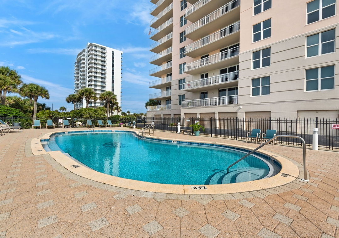 Outdoor pool at Santa Rosa Towers