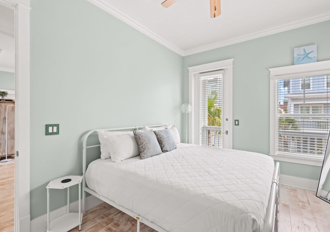 Main floor guest bedroom 1