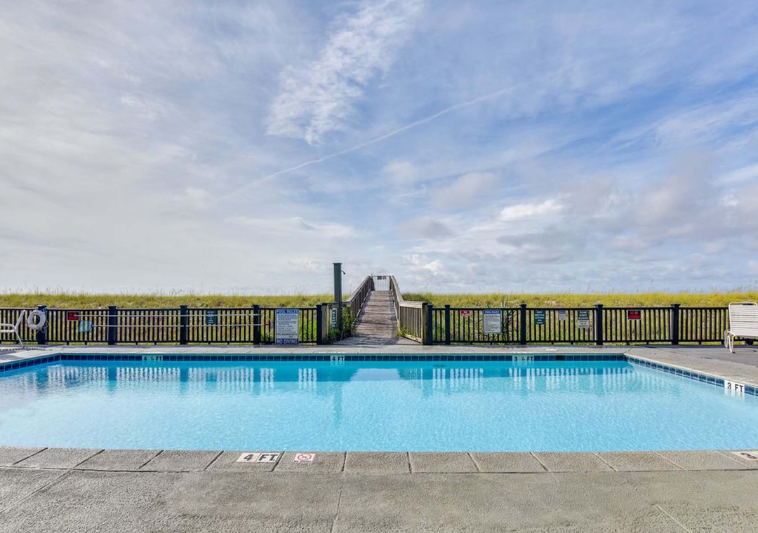Community outdoor pool