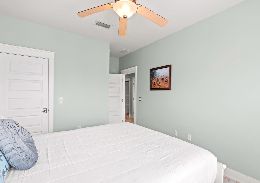 Queen guest bedroom 3