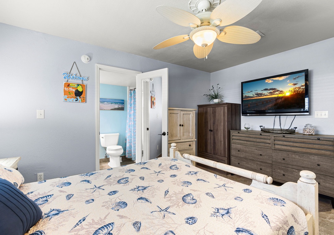 Primary bedroom