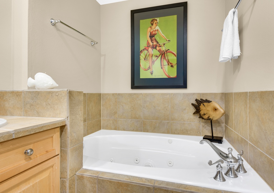 Large tub in the primary ensuite bathroom