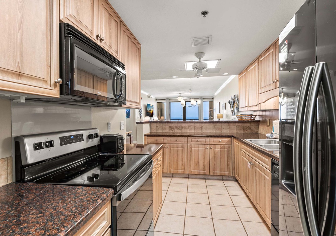 Full kitchen