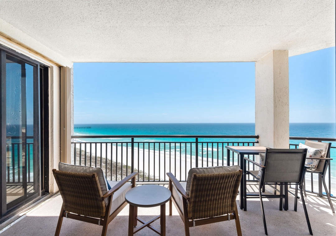 Private balcony with stunning Gulf views