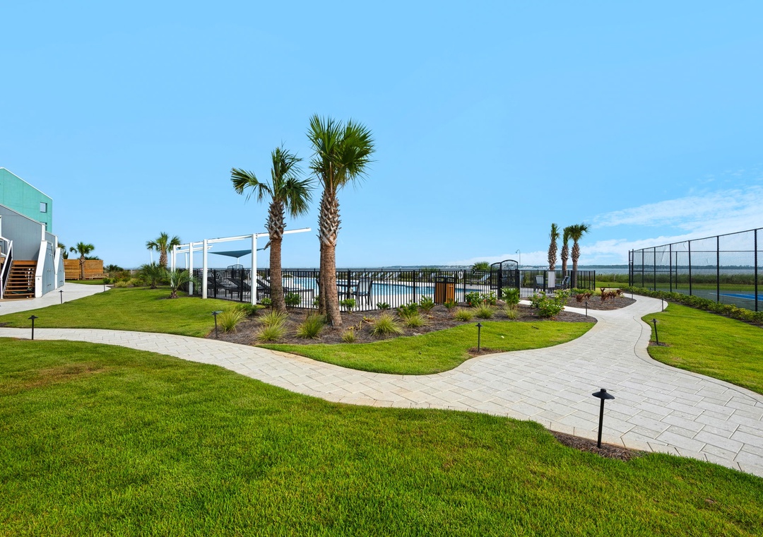 San De Luna resort grounds