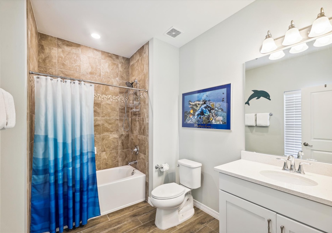 level 2-bath-120187106