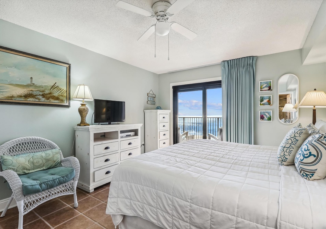 Ocean Breeze East 402 Guest Bedroom #1 TV and Dresser
