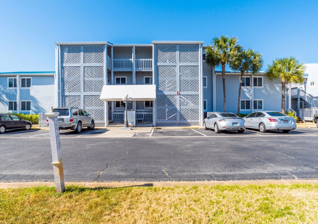 Sundown Condos Front of Building