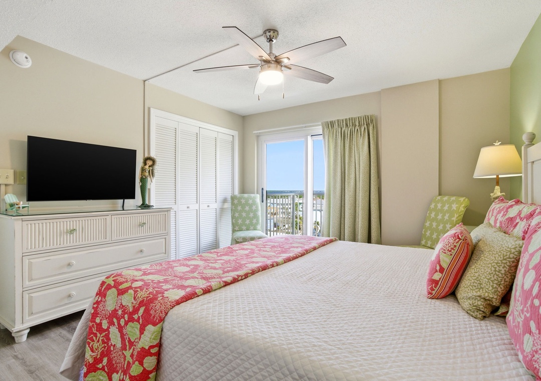 Sandy Key 821- Bedroom 2 & Private Balcony