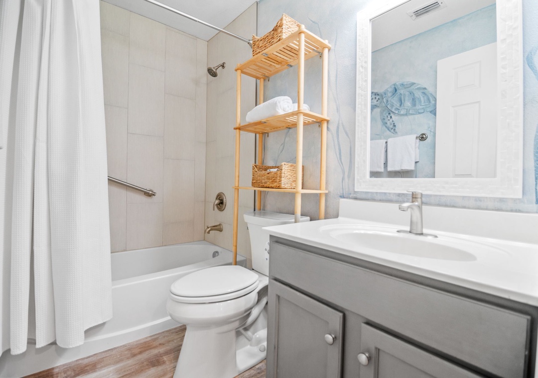 Needle Rush Point C26 - Bathroom 2