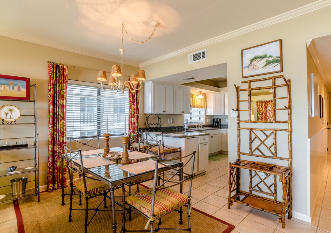 Shipwatch D204 Dining Room