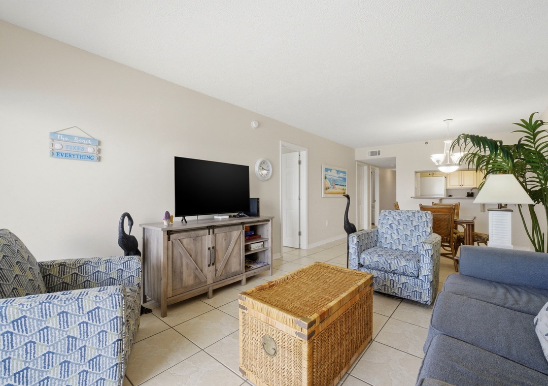 Ocean Breeze East 702- Living Room & TV View