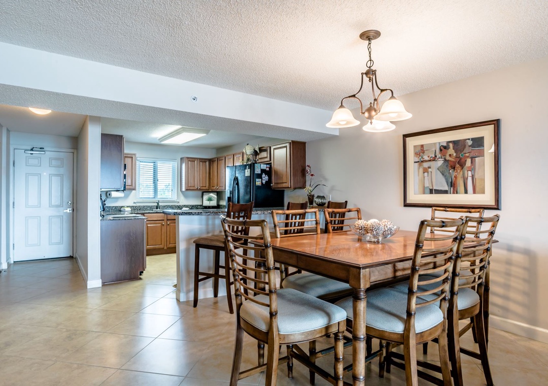 Sandy Key 336 Dining Room and Living Room