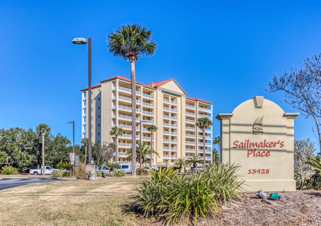Sailmaker Place Entry In Perdido Key