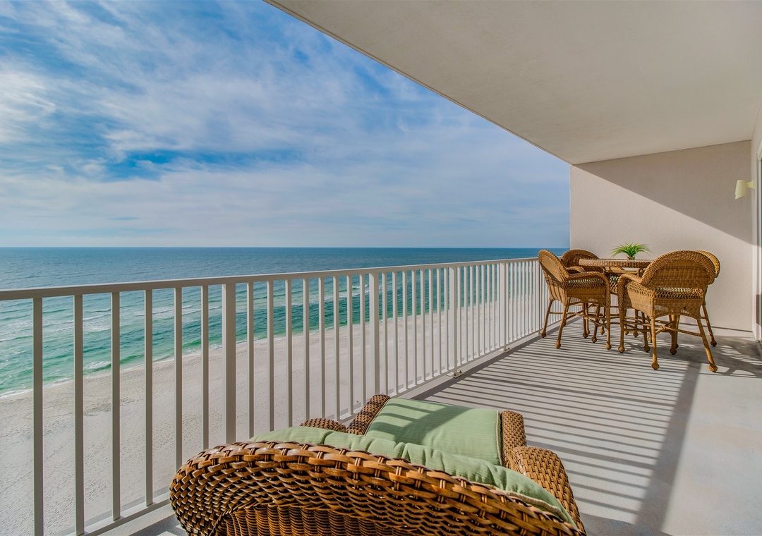 Windemere 906 Gorgeous Beach Views from Balcony