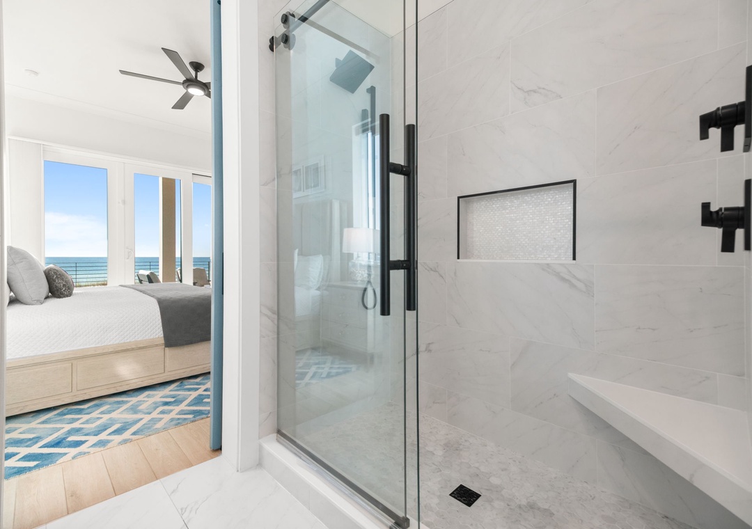 Vivianna #11- Second Floor - Primary Bathroom