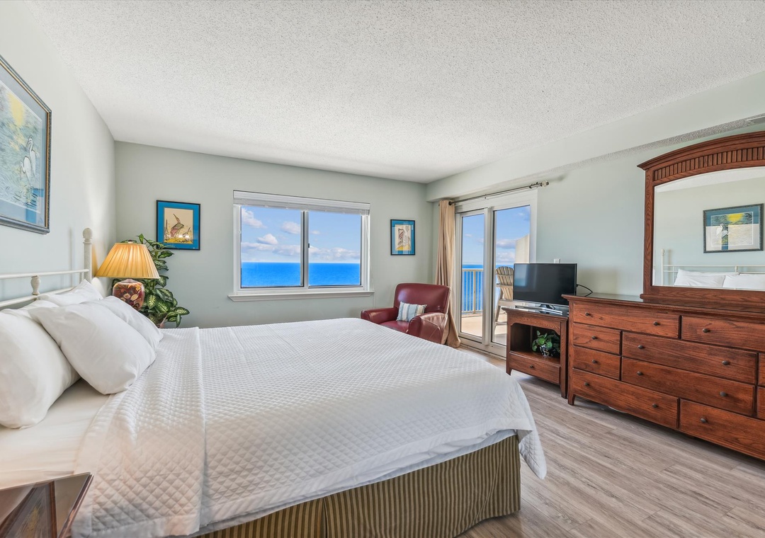 Sandy Key 817 Guest Bedroom #1