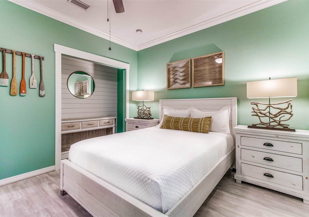 Lost Key Flip Flop Stop Guest Bedroom #2 Queen