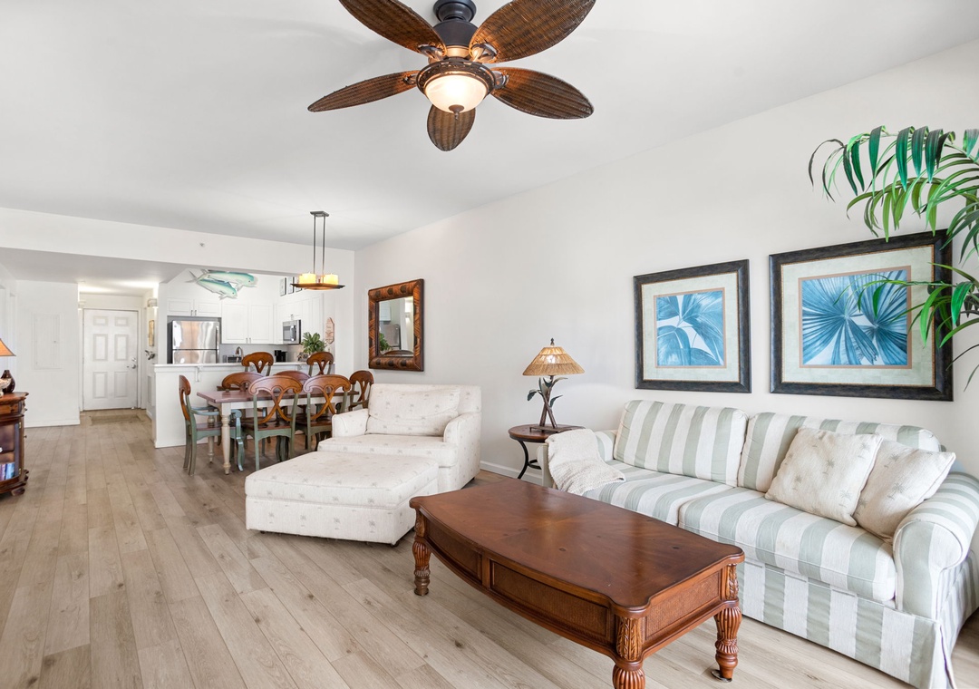 Windemere 803 - Living Room with View to Dining Area