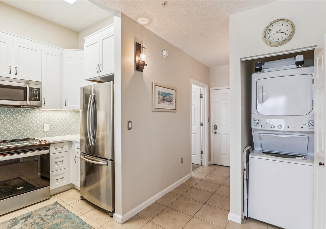 Windemere 407 Kitchen, Front Entrance Hallway, and Laundry in Unit
