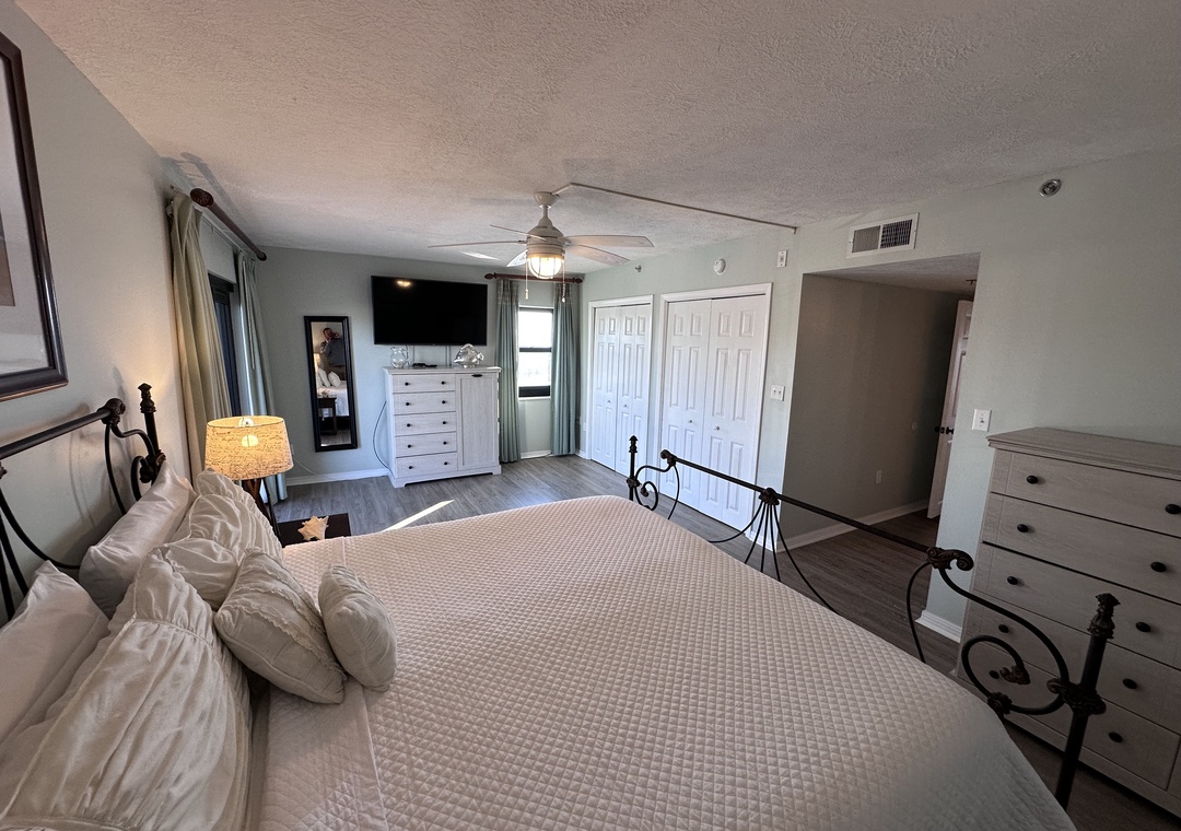 Ocean Breeze West 201 - Main Bedroom side of Bed