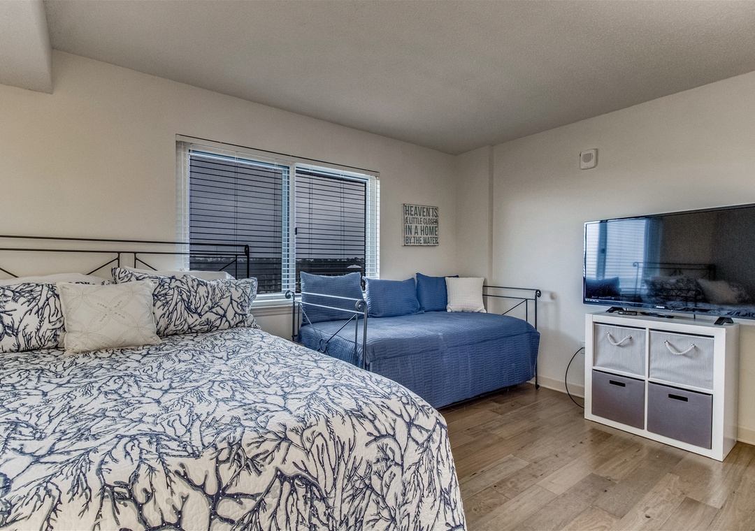 Sandy Key 536 Guest Bedroom #2