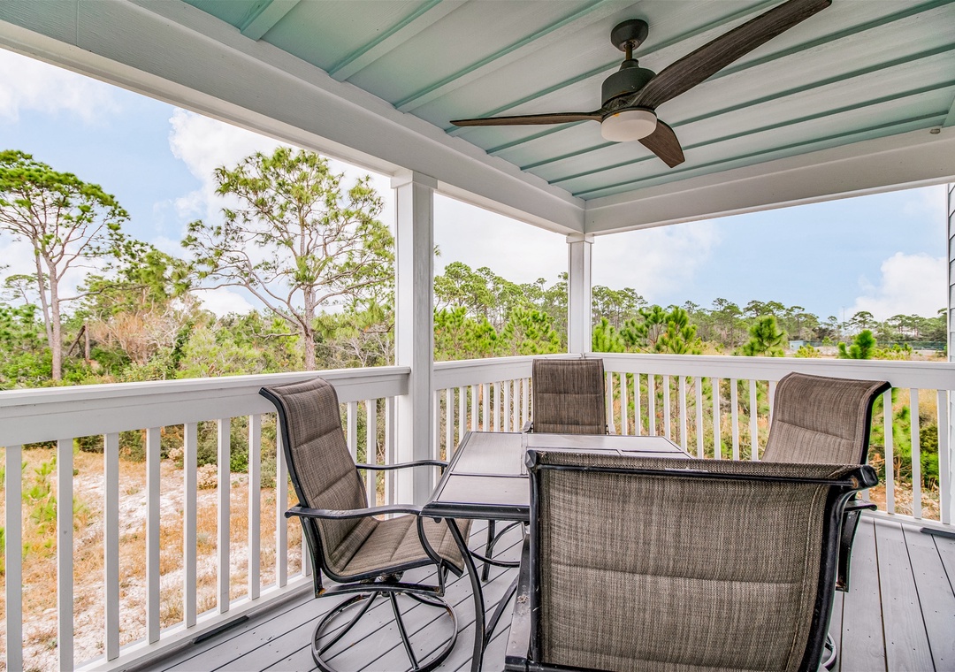 Lost Key Golf Coast Villa Balcony Seating and Table