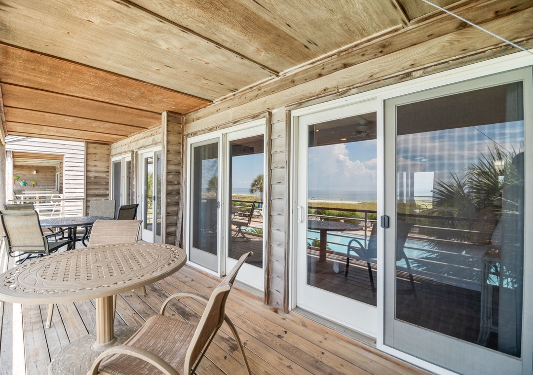 Needle Rush Point C26 - Balcony