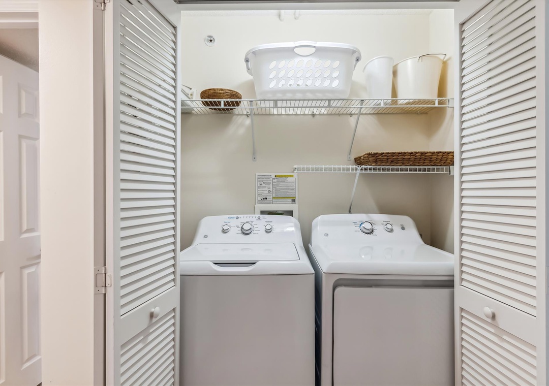 Sandy Key 411 Laundry in Unit