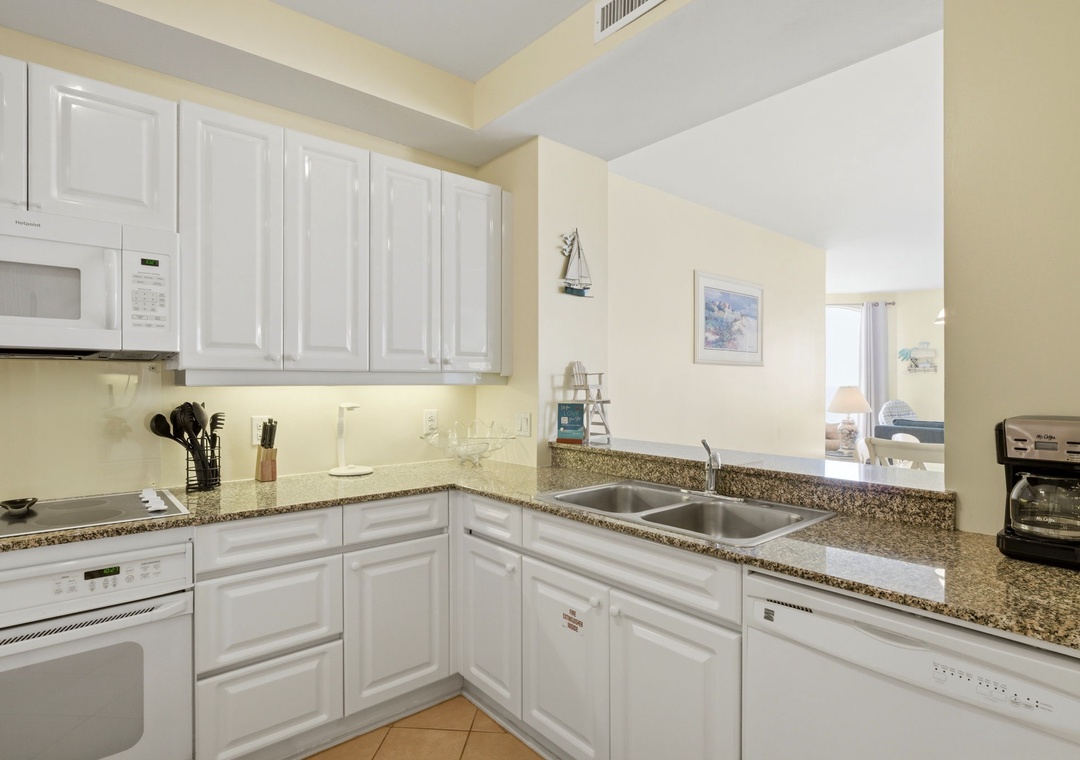 Beach Colony W6B- Kitchen