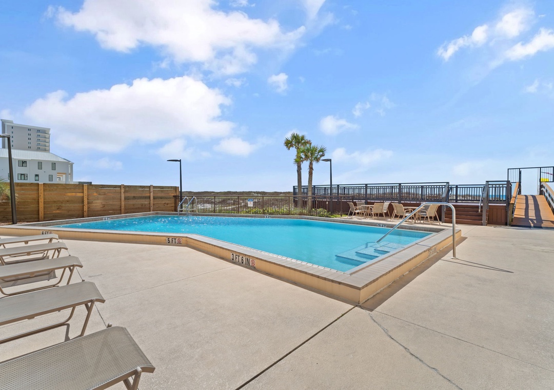 Ocean Breeze West Pool