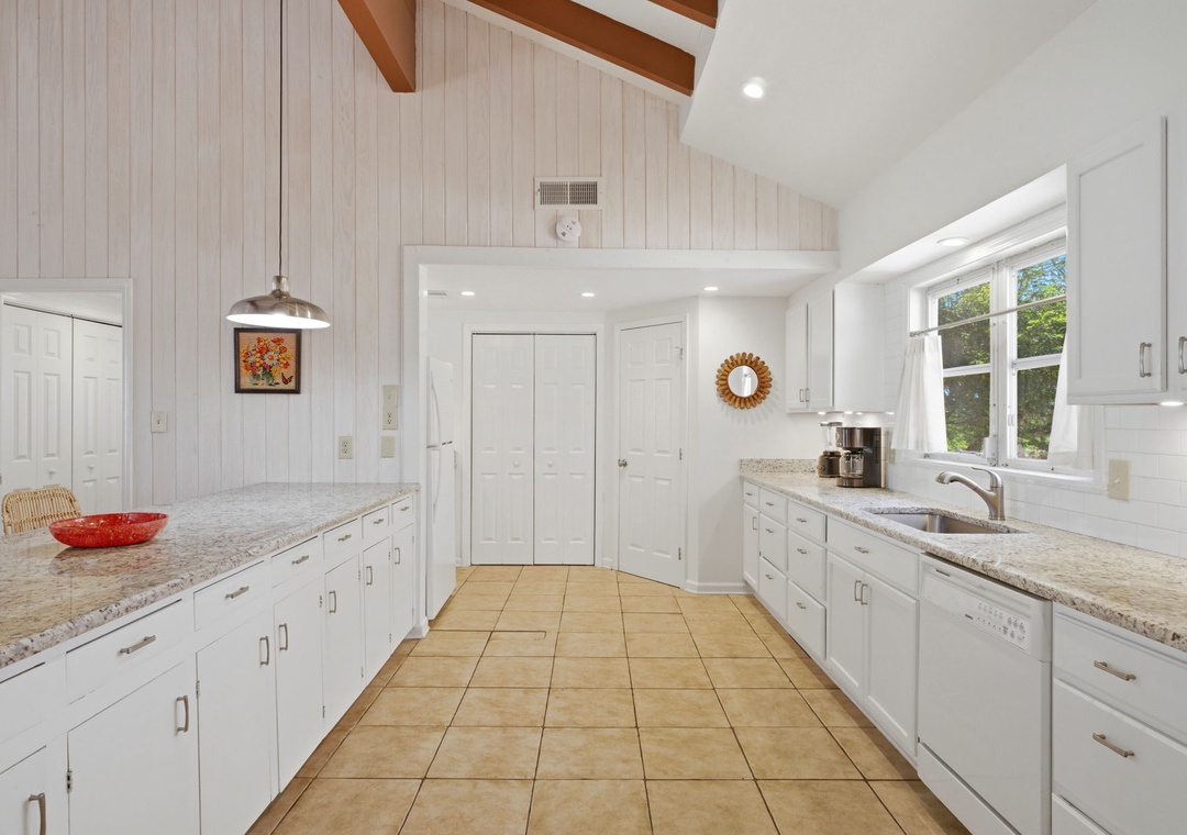 Tobin House- Kitchen