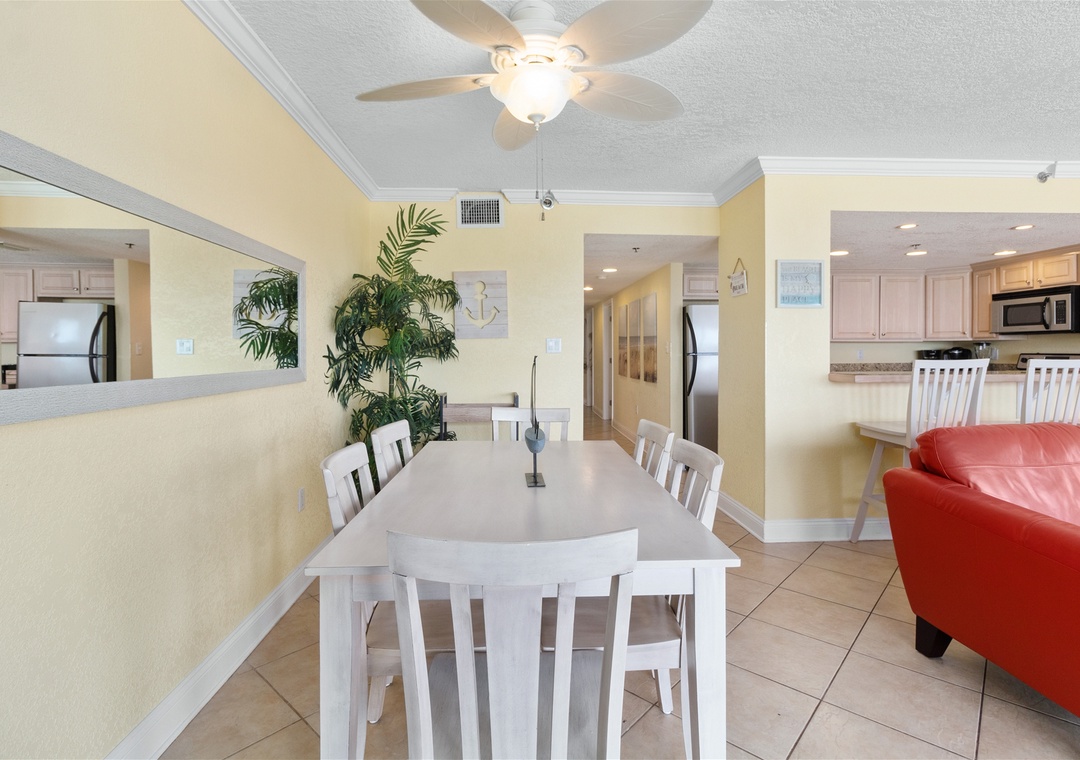 Ocean Breeze East 601 Dining Room