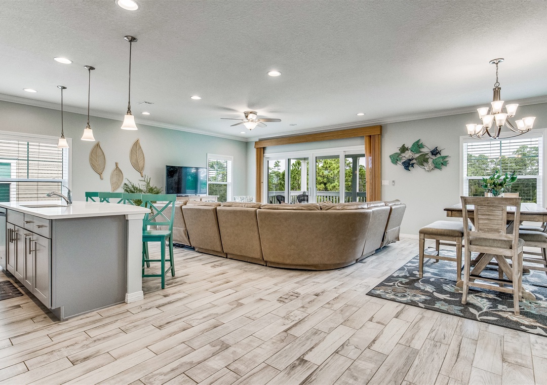 Lost Key Saltee Shack Living Room, Kitchen, and Dining Room