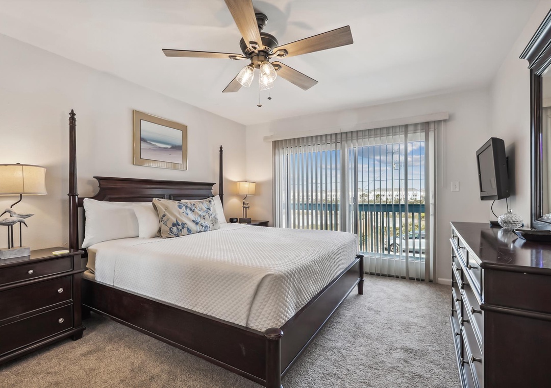 interior-primary bedroom-125747_134