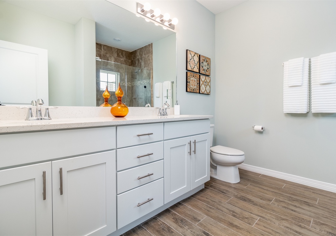 Lost Key Afterdune Delight Guest Bathroom #1