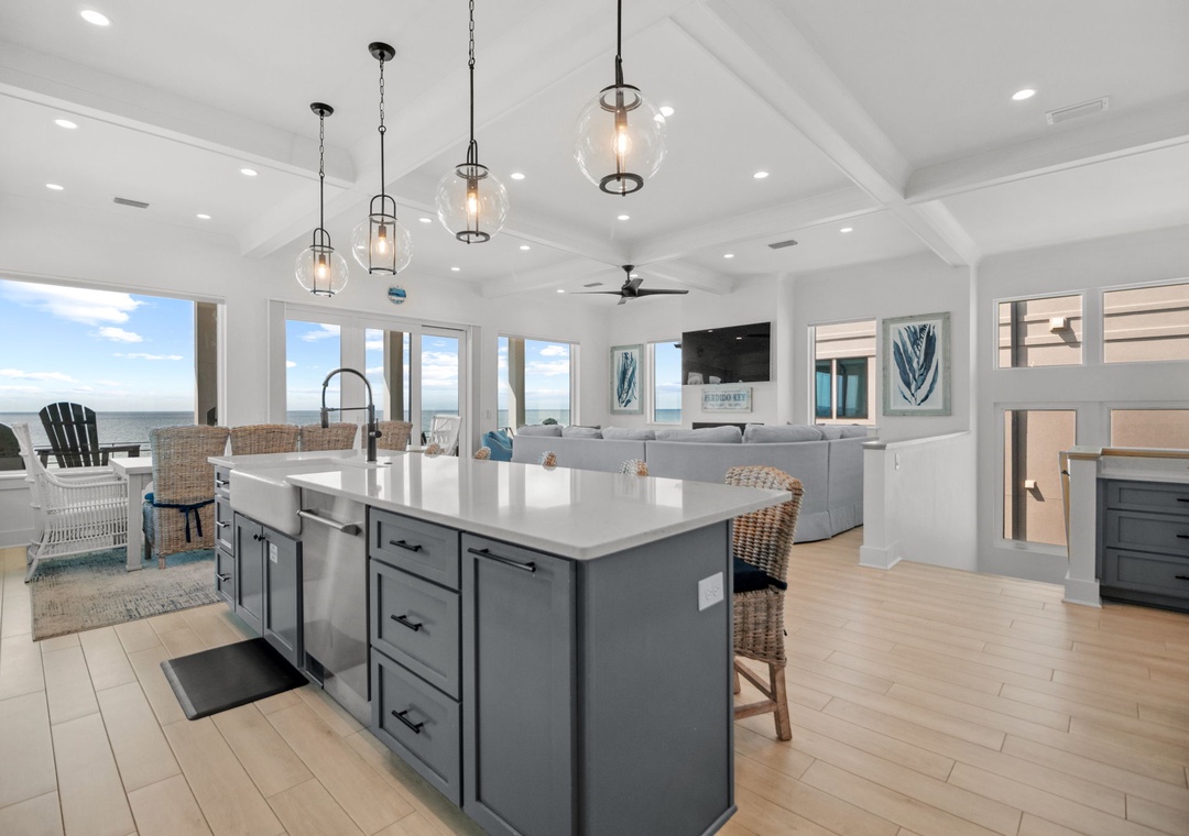 Vivianna #5 - Third Floor - Kitchen