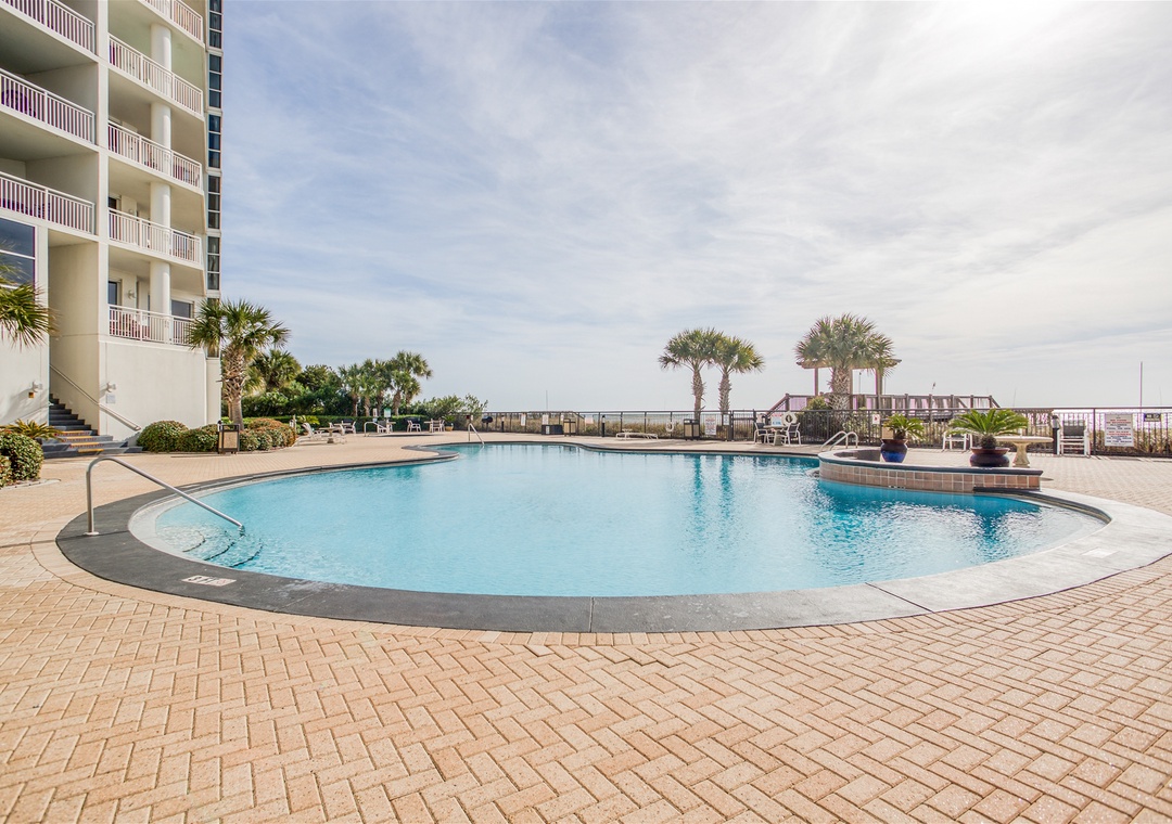 Palacio Resort main Pool Deck