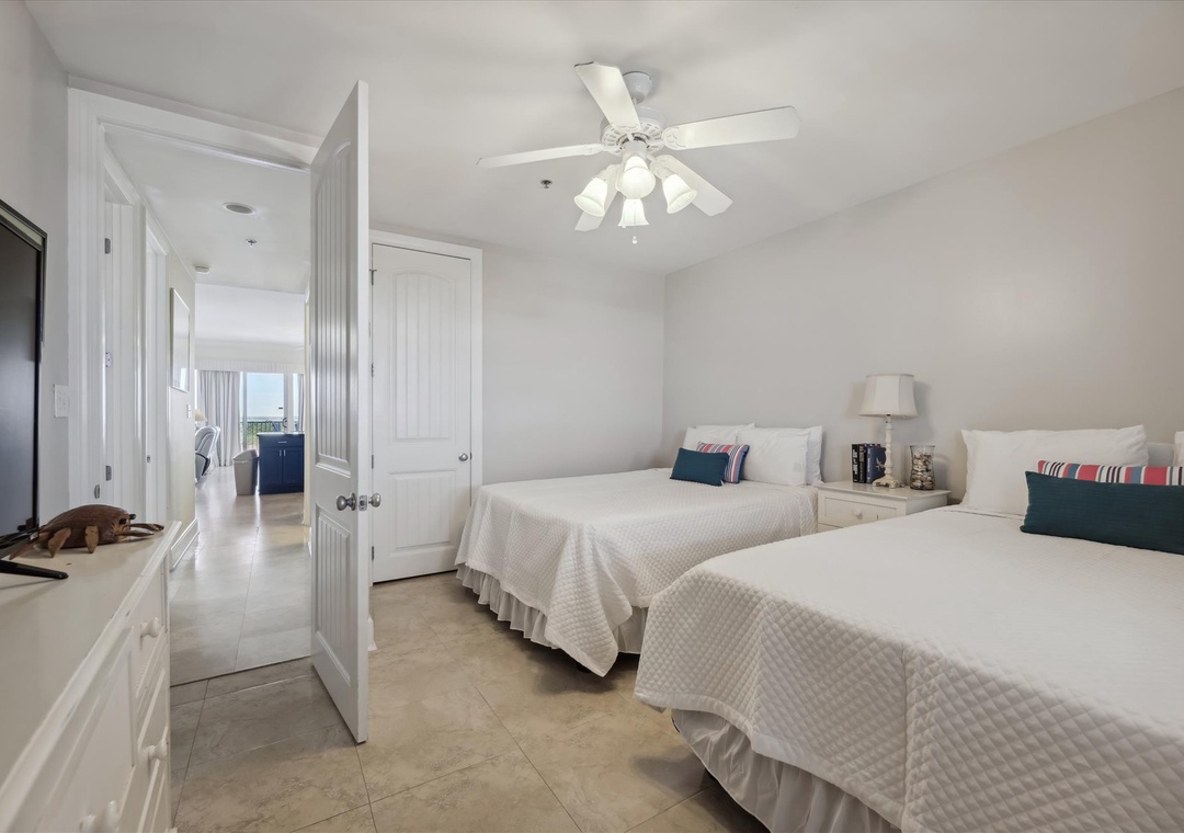 Sailmaker 901 Guest Bedroom #1 Two Queen Beds