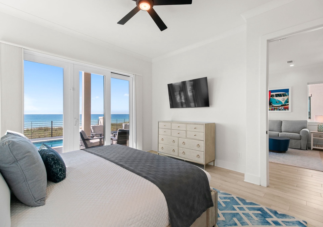 Vivianna #11- Second Floor - Primary Bedroom