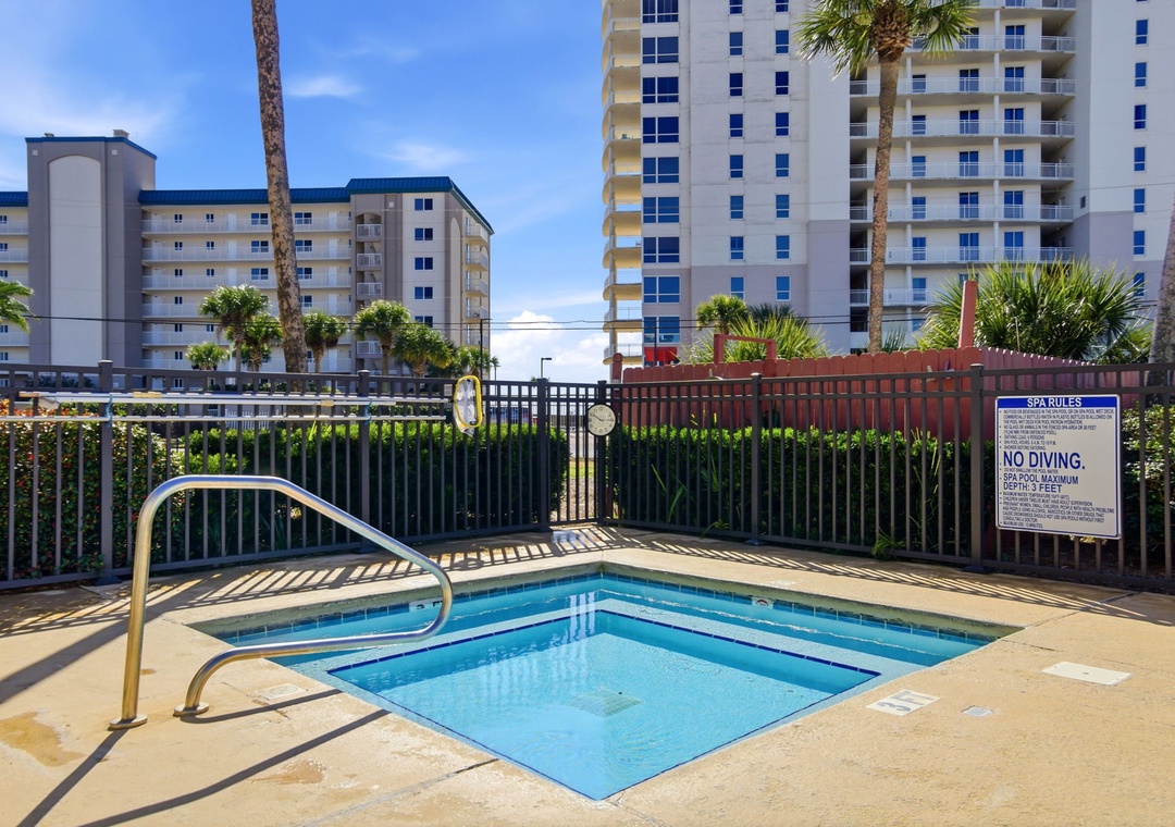 Grand Caribbean Hot Tub