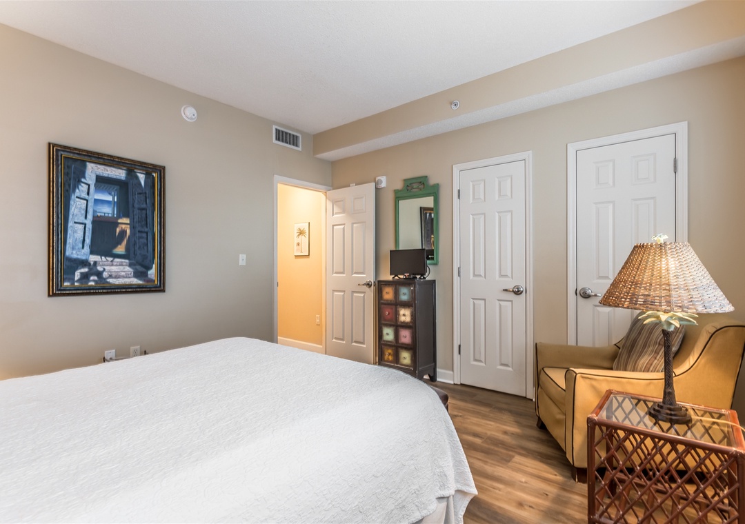 Sandy Key 131 Guest Bedroom #3